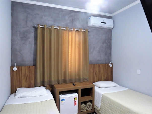 Imagen de la habitación del Hotel Lara\'s. Foto 4