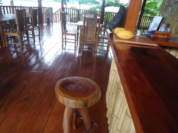 Imagen del bar/restaurante del Hotel Lara's Planet. Foto 3