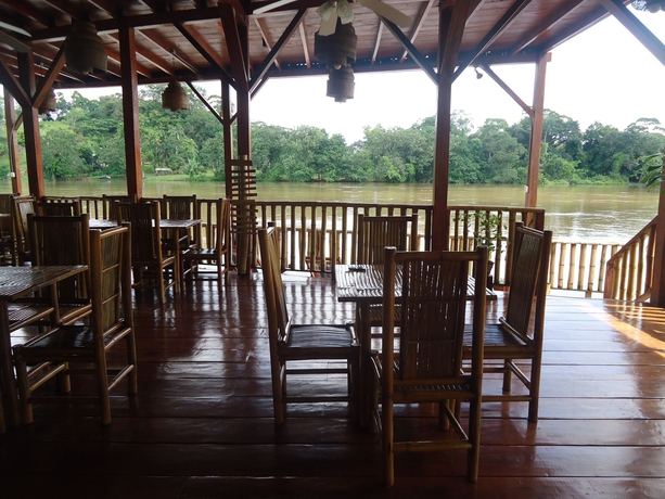 Imagen del bar/restaurante del Hotel Lara's Planet. Foto 4