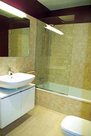 Imagen de la habitación del Hotel L'arcada De Fares. Foto 7