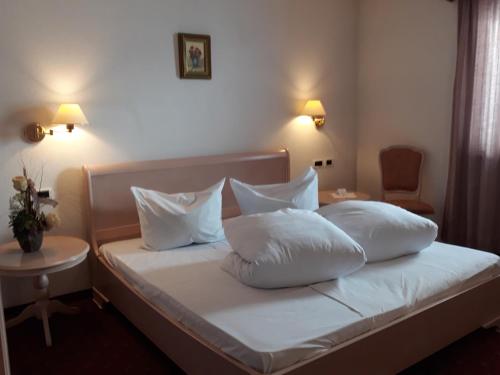 Imagen de la habitación del Hotel Larch. Foto 9