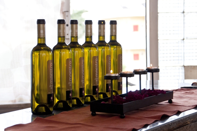 Imagen del bar/restaurante del Hotel Lardos Bay. Foto 3