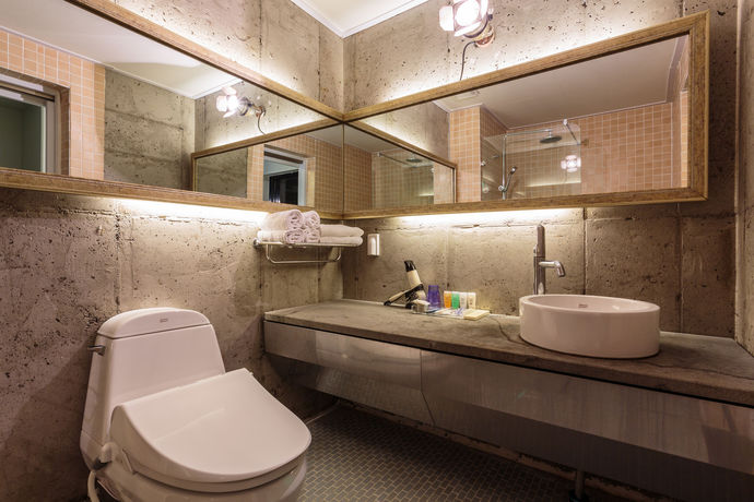 Imagen de los interiores del Hotel Lareem. Foto 14