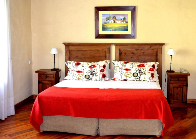 Imagen de la habitación del Hotel Lares De Chacras. Foto 4