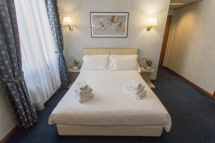 Imagen de la habitación del Hotel L'aretino. Foto 12