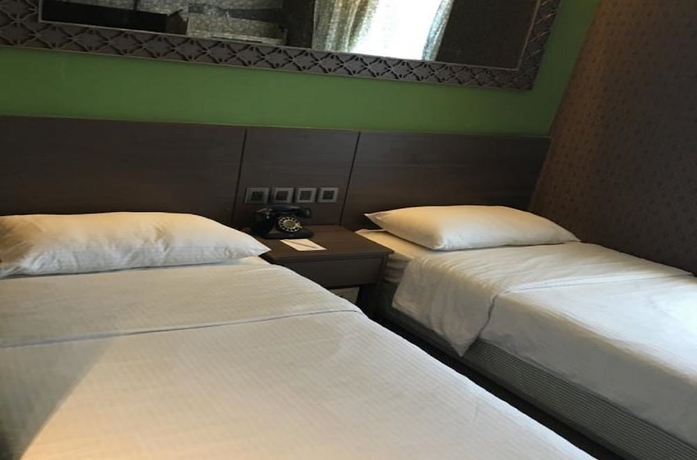 Imagen de la habitación del Hotel Largos. Foto 7