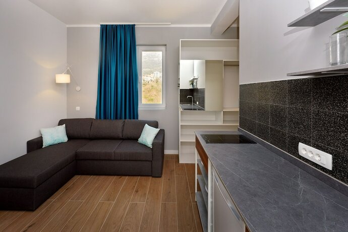 Imagen de la habitación del Hotel Larimar, Becici. Foto 19