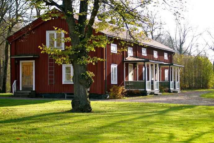 Imagen de los exteriores del Hotel L&aring;ngshyttans Brukshotell. Foto 29