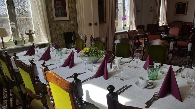 Imagen del bar/restaurante del Hotel L&aring;ngshyttans Brukshotell. Foto 2