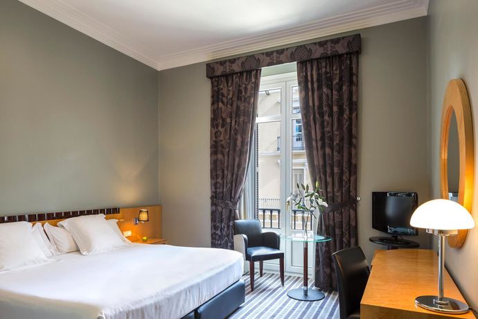 Imagen de la habitación del Hotel Larios Málaga. Foto 8