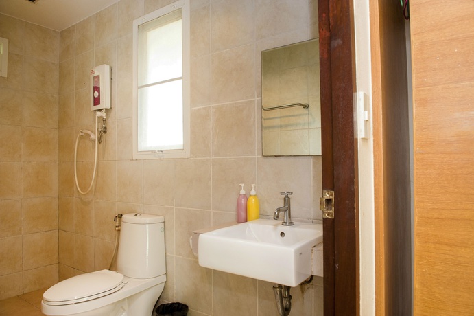 Imagen de la habitación del Hotel Larissa Samed Resort. Foto 11