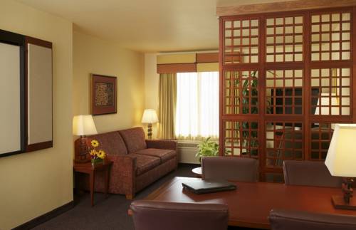 Imagen de la habitación del Hotel Larkspur Landing Campbell - An All-suite. Foto 6