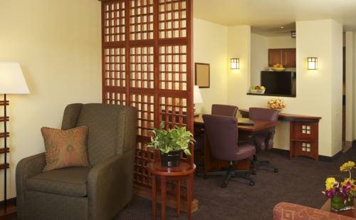 Imagen de la habitación del Hotel Larkspur Landing Campbell - An All-suite. Foto 7