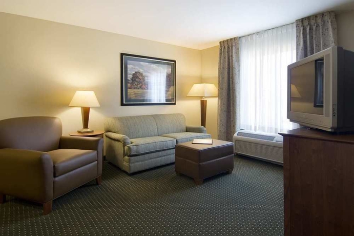 Imagen de los interiores del Hotel Larkspur Landing Extended Stay Suites St. Louis Riverport - Airport West. Foto 9