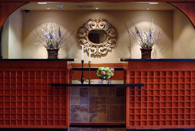 Imagen de los interiores del Hotel Larkspur Landing Folsom - An All-Suite. Foto 19