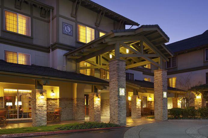 Imagen general del Hotel Larkspur Landing Folsom - An All-Suite. Foto 3
