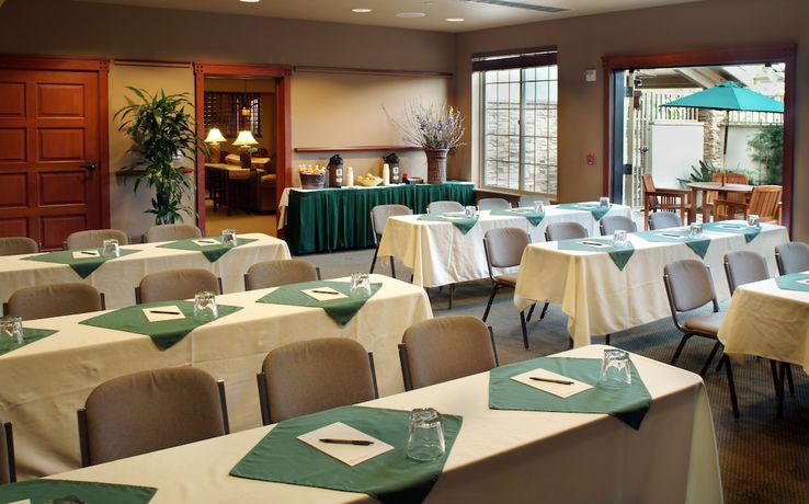Imagen de los interiores del Hotel Larkspur Landing Sacramento - An All-suite. Foto 20
