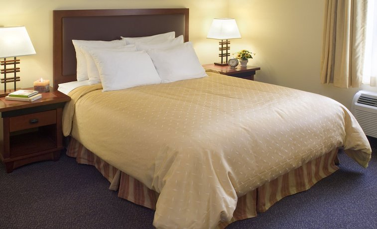 Imagen de la habitación del Hotel Larkspur Landing Sacramento - An All-suite. Foto 15