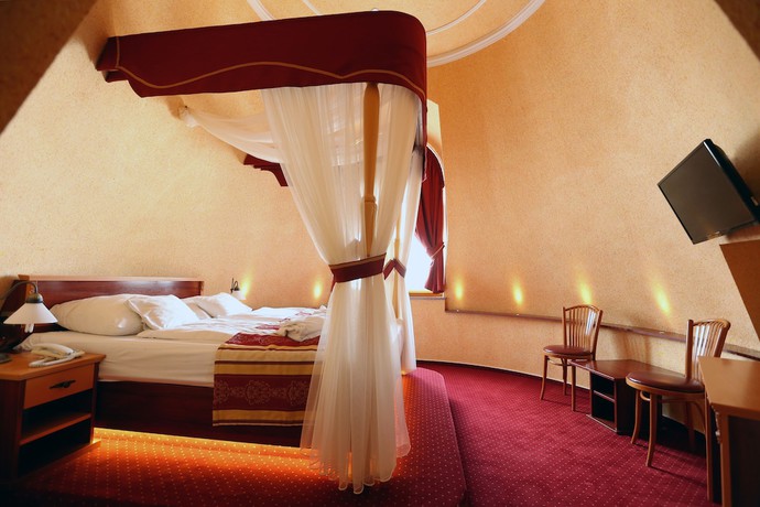 Imagen de la habitación del Hotel Laroba Wellness. Foto 9