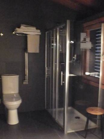 Imagen de la habitación del Hotel Larramendi Torrea. Foto 8