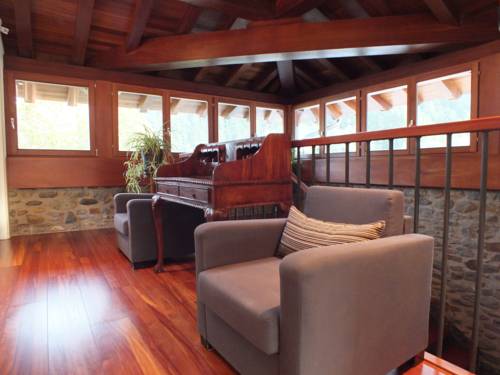 Imagen de la habitación del Hotel Larramendi Torrea. Foto 16