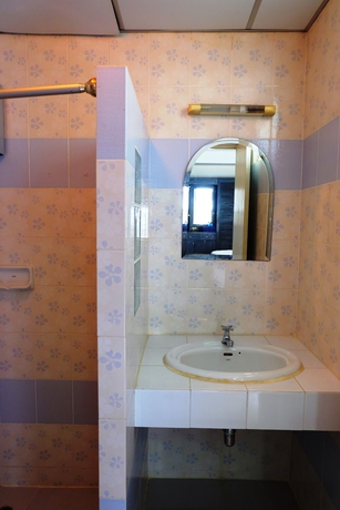 Imagen de la habitación del Hotel Larrivee. Foto 16