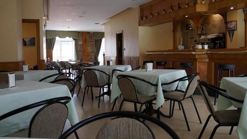 Imagen del bar/restaurante del Hotel Larry. Foto 4