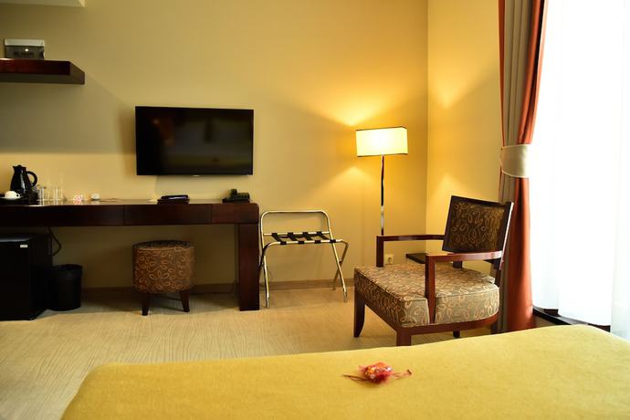 Imagen de la habitación del Hotel L\'art Carei. Foto 6