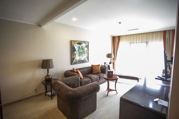 Imagen de la habitación del Hotel L\'art Carei. Foto 16