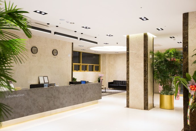 Imagen de los interiores del Hotel L'art Gimpo. Foto 19