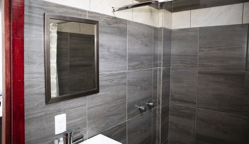 Imagen de la habitación del Hotel Lar&uacute; Spa Resort. Foto 7