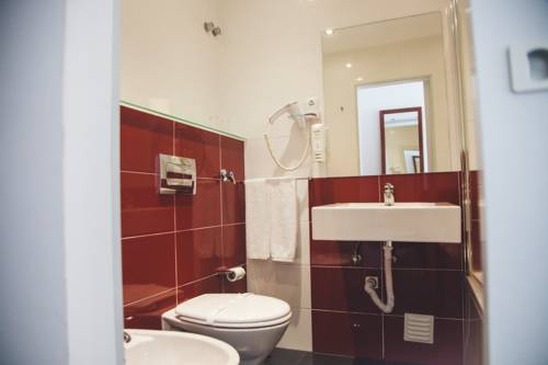 Imagen de la habitación del Hotel Larverde. Foto 4