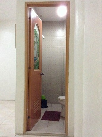 Imagen de la habitación del Hotel Larville Pool Garden Resort and Restaurant. Foto 21