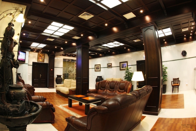 Imagen de los interiores del Hotel Las Acacias, Puente Genil. Foto 12