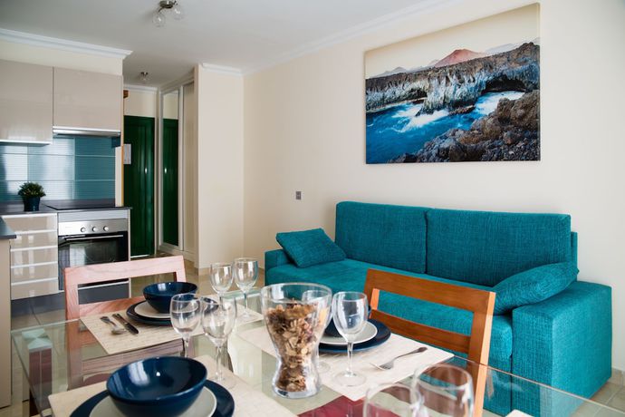 Imagen de la habitación del Hotel Las Adelfas, Puerto del Carmen. Foto 2