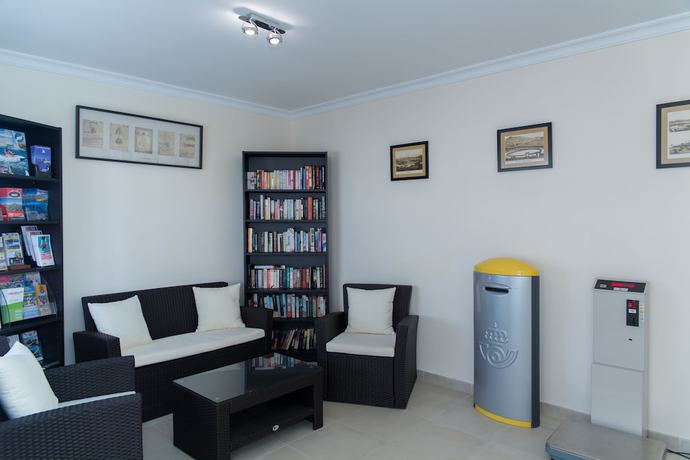 Imagen de los interiores del Hotel Las Adelfas, Puerto del Carmen. Foto 13