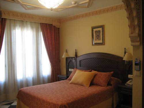 Imagen de la habitación del Hotel Las Almenas. Foto 7