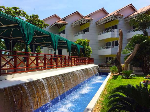 Imagen de los exteriores del Hotel Las Americas Casa De Playa. Foto 5