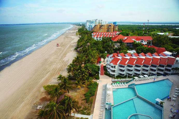 Imagen de los exteriores del Hotel Las Americas Casa De Playa. Foto 6