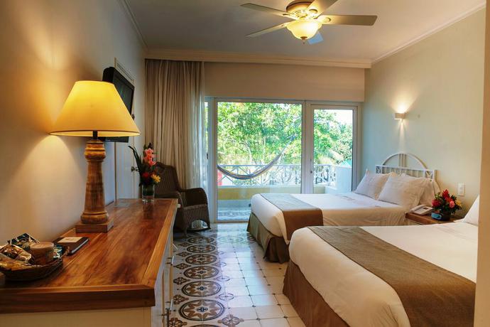 Imagen de la habitación del Hotel Las Americas Casa De Playa. Foto 3