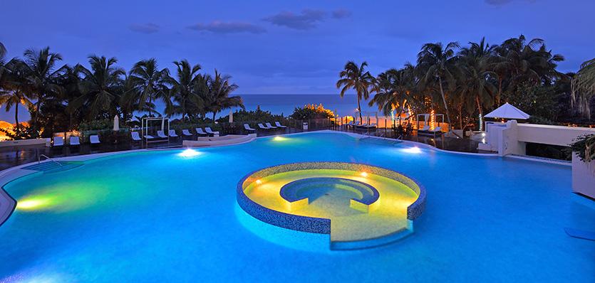 Imagen de la piscina del Hotel Las Americas, Varadero. Foto 9