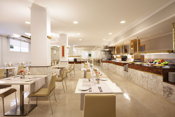 Imagen del bar/restaurante del Hotel Las Arenas, Affiliated By Meliá. Foto 3