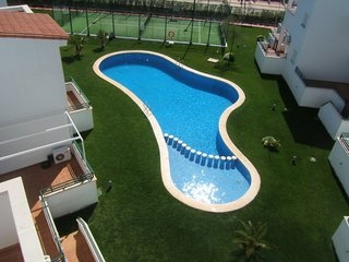 Imagen de la piscina del Hotel Las Arenas, Alcoc&eacute;ber. Foto 9