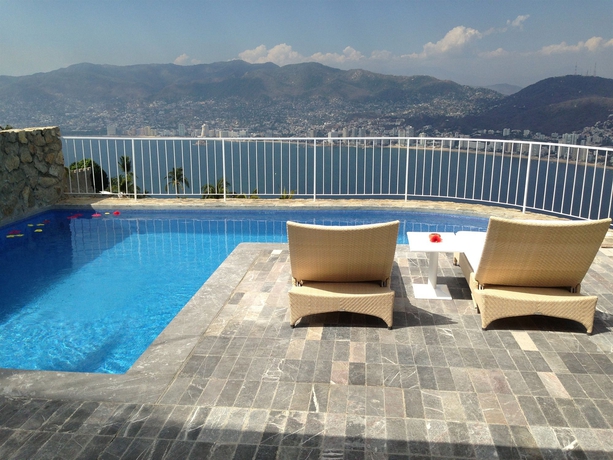 Imagen de la piscina del Hotel Las Brisas Acapulco. Foto 12