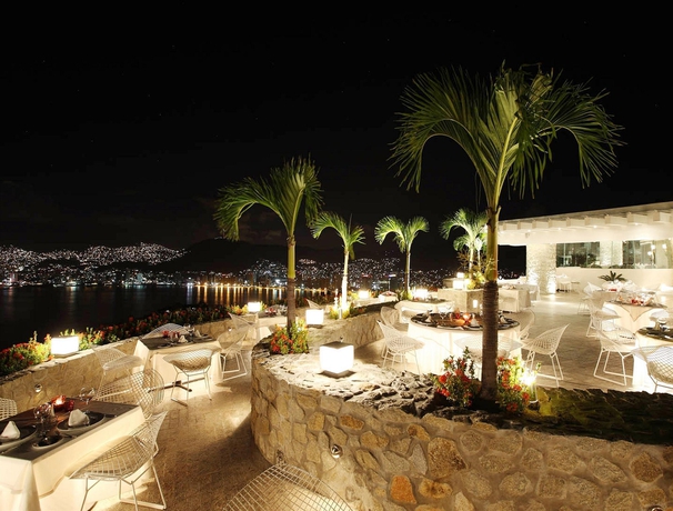 Imagen del bar/restaurante del Hotel Las Brisas Acapulco. Foto 4
