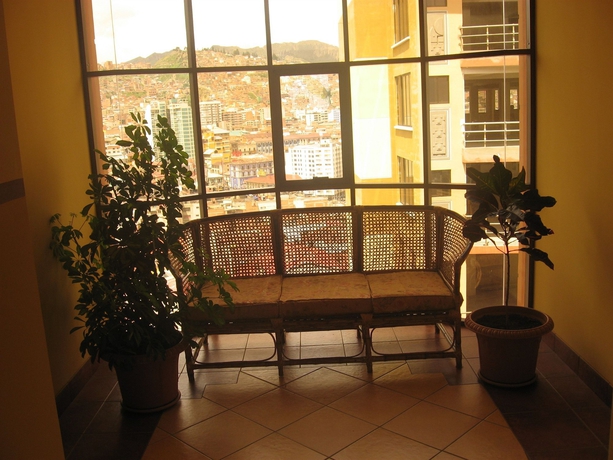 Imagen de los interiores del Hotel Las Brisas. Foto 9