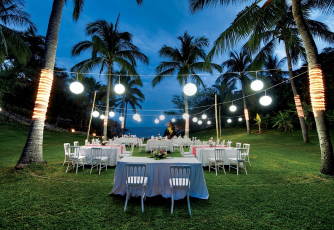 Imagen de los exteriores del Hotel Las Brisas Huatulco. Foto 8