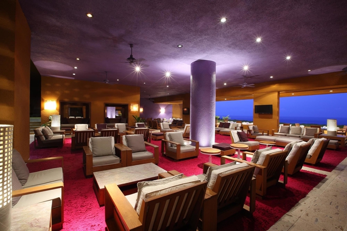 Imagen del bar/restaurante del Hotel Las Brisas Ixtapa. Foto 10