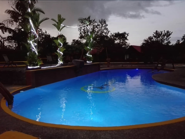 Imagen de la piscina del Hotel Las Cabanitas, Fortuna. Foto 18