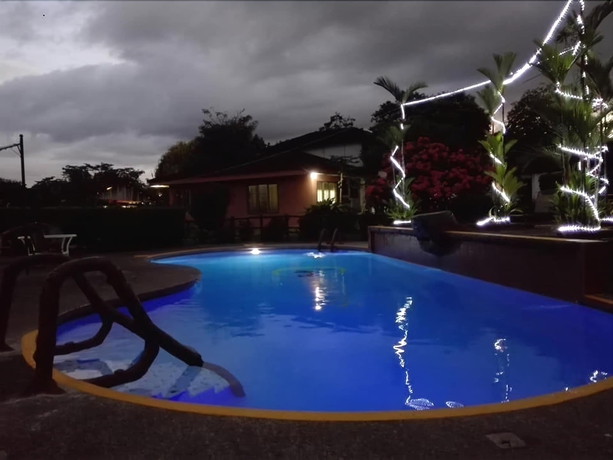Imagen de la piscina del Hotel Las Cabanitas, Fortuna. Foto 19